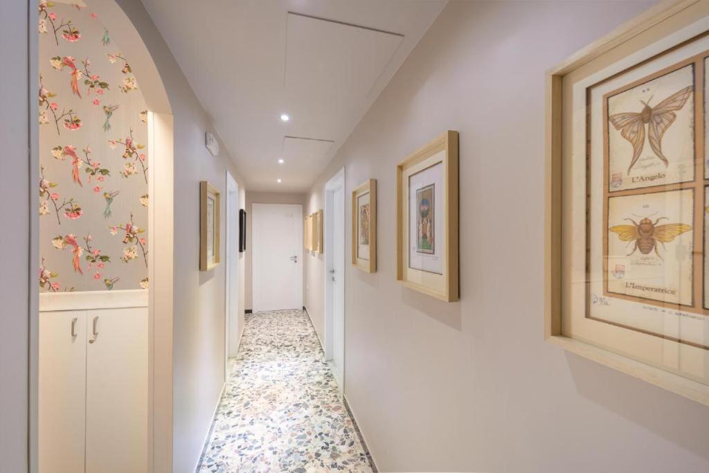 Boutique Rooms Carbonazzi 17 كالياري المظهر الخارجي الصورة