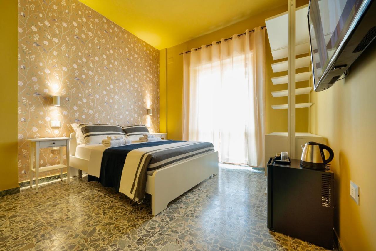 Boutique Rooms Carbonazzi 17 كالياري المظهر الخارجي الصورة