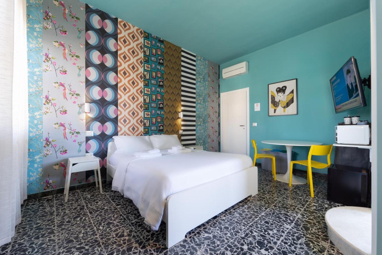 Boutique Rooms Carbonazzi 17 كالياري المظهر الخارجي الصورة