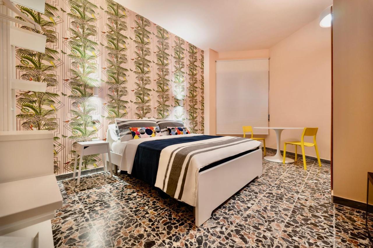 Boutique Rooms Carbonazzi 17 كالياري المظهر الخارجي الصورة