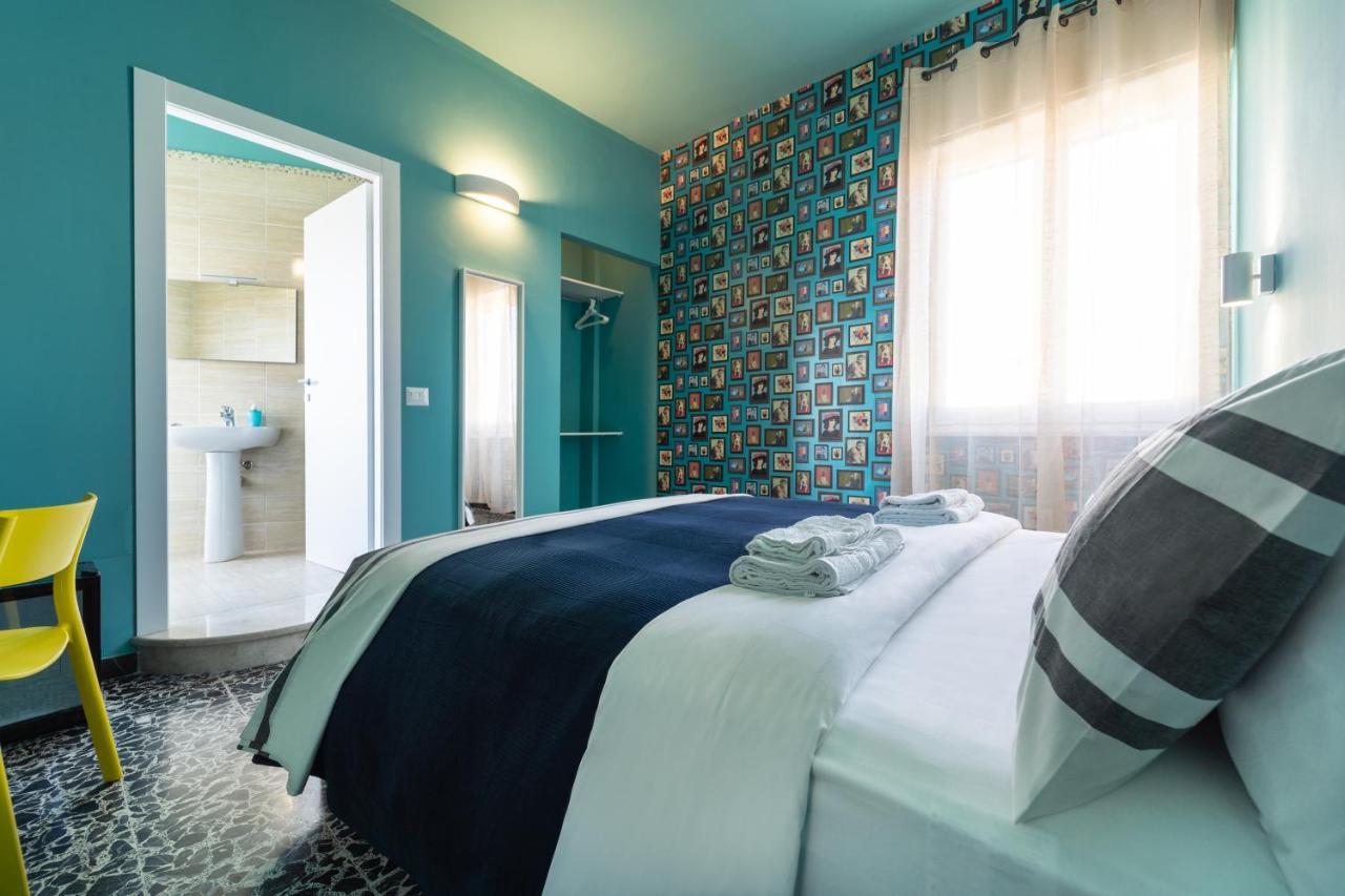 Boutique Rooms Carbonazzi 17 كالياري المظهر الخارجي الصورة